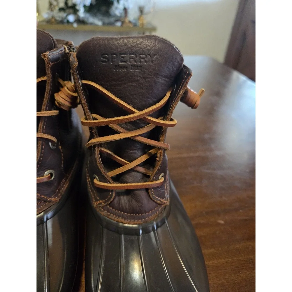 Sperry women saltwater